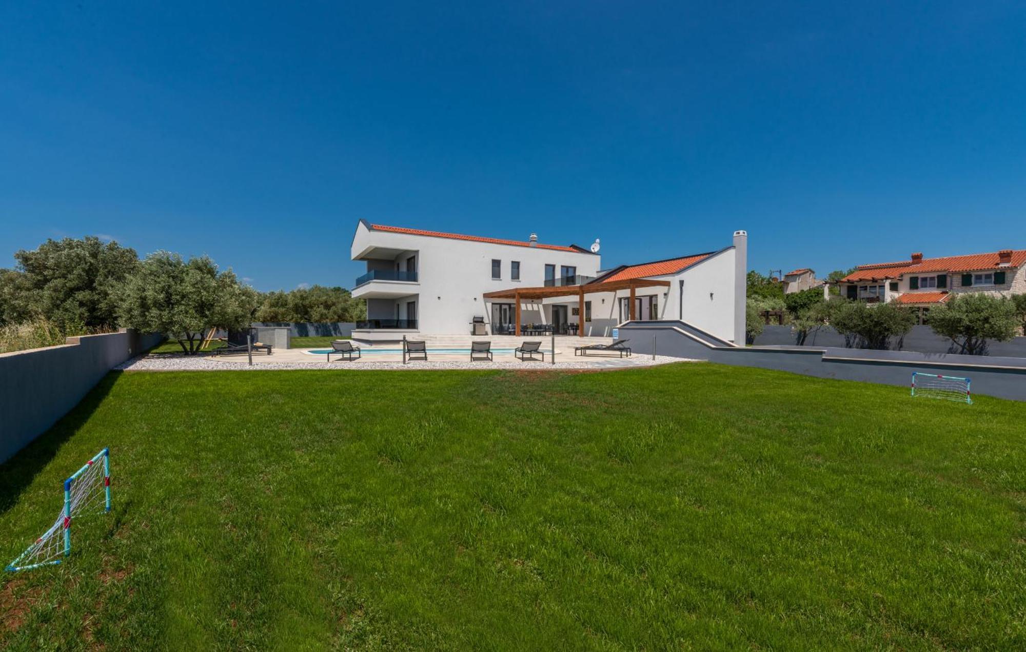 Villa Posidonia Near Pula With Sea View And Surrounded By Olive Trees Krnica Luaran gambar