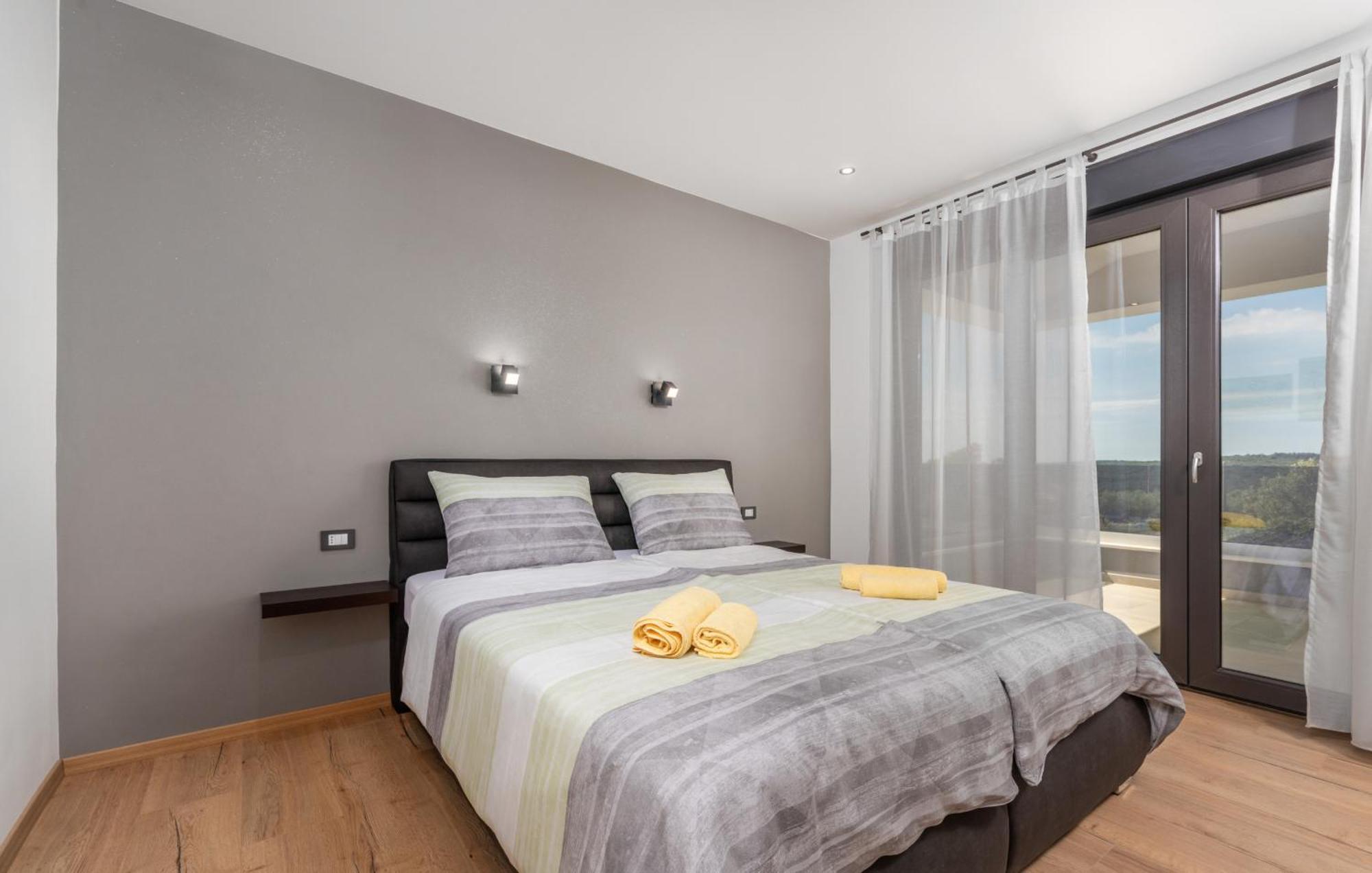 Villa Posidonia Near Pula With Sea View And Surrounded By Olive Trees Krnica Luaran gambar